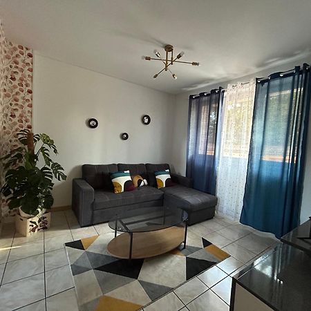 Home Lyla Dijon Ngoại thất bức ảnh